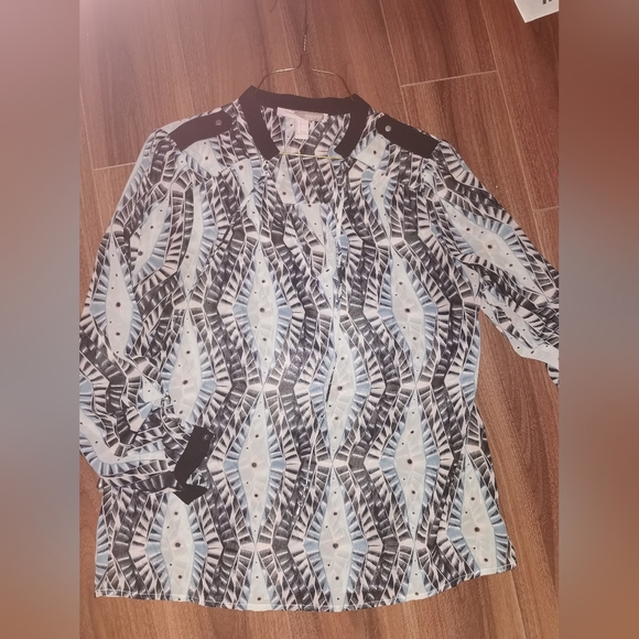 F21 Beautiful Sheer Blouse - Picture 5 of 8